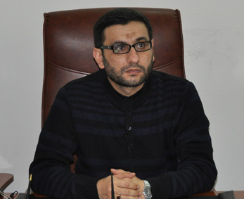 شاهد حسن لی علی المسلمین أن یبینوا اتحادهم للعالم بأعمالهم السلیمة